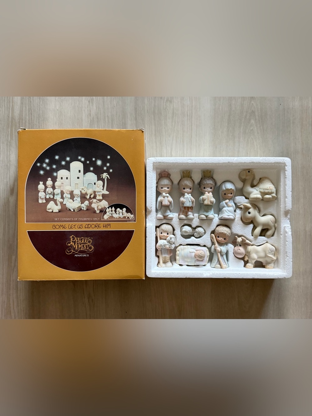 Vintage Precious Moments Mini - Come Let Us Adore Him Nativity 11 Piece Set